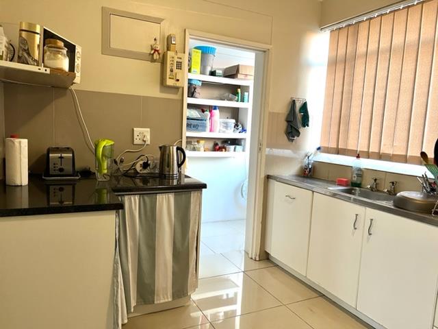 2 Bedroom Property for Sale in Port Elizabeth Central Eastern Cape